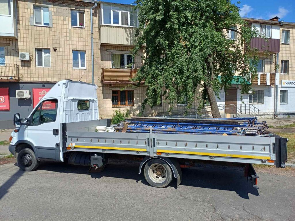 Допомагаємо зберегти ритм роботи під час офісного переїзду | КАРАВАН